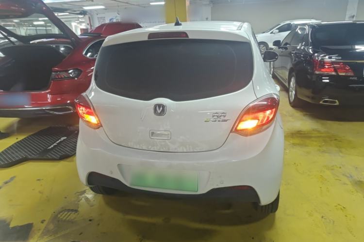 Used CHANGAN Benni E-Star 2022 Charming Edition Colorful Model Lithium-Ion Battery Rear