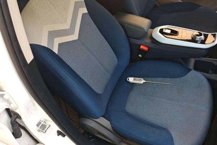 Used CHANGAN Benni E-Star 2022 Qingxin Edition Colorful Model Lithium Iron Phosphate Right Front Seat
