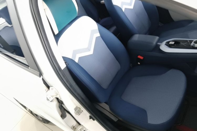 Used CHANGAN Benni E-Star 2022 Qingxin Edition Colorful Model Lithium Iron Phosphate Right Front Seat