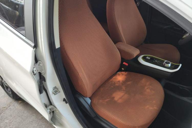 Used CHANGAN Benni E-Star 2022 Qingxin Edition Colorful Model Lithium Iron Phosphate Right Front Seat
