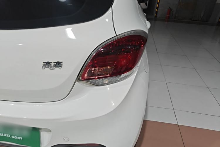 Used CHANGAN Benni E-Star 2022 Charming Edition Colorful Model Lithium Iron Phosphate Right Rear Taillight