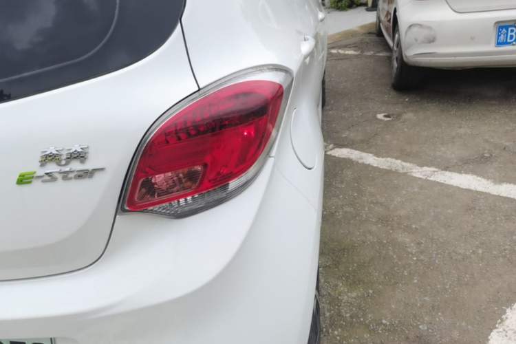 Used CHANGAN Benni E-Star 2022 Qingxin Edition Colorful Model Lithium Iron Phosphate Right Rear Taillight
