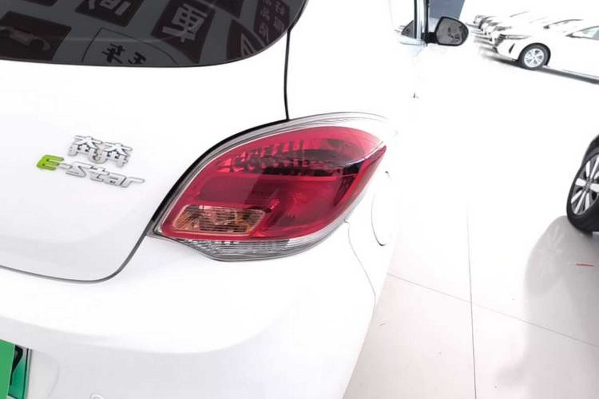 Used CHANGAN Benni E-Star 2022 Qingxin Edition Colorful Model Lithium Iron Phosphate Right Rear Taillight