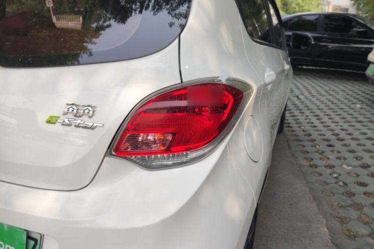 Used CHANGAN Benni E-Star 2022 Qingxin Edition Colorful Model Lithium Iron Phosphate Right Rear Taillight