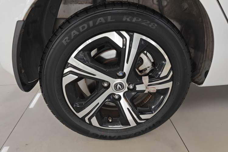 Used CHANGAN Benni E-Star 2022 Qingxin Edition Colorful Model Lithium-NMC Right Rear Wheel Hub