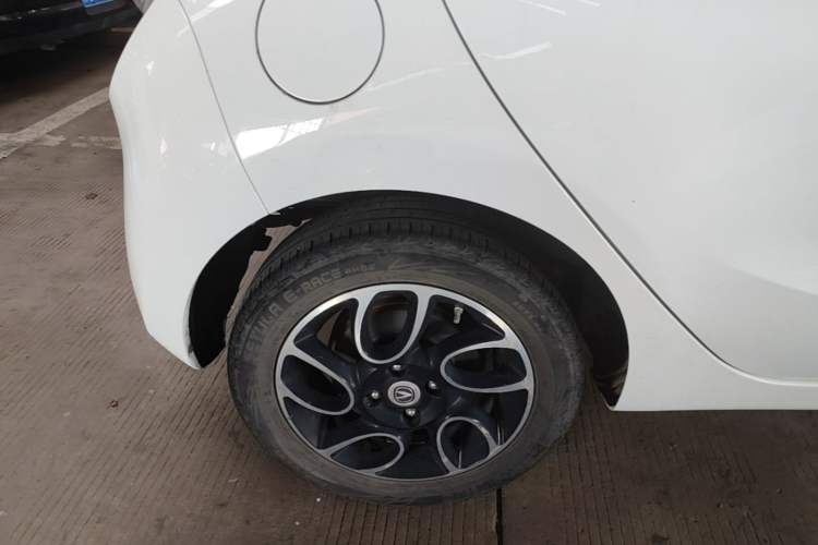Used CHANGAN Benni E-Star 2022 National Edition Colorful Limited Edition (Fast-Charging Version) Lithium Iron Phosphate Right Rear Wheel Hub