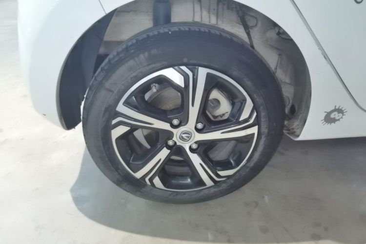 Used CHANGAN Benni E-Star 2022 Qingxin Edition Colorful Model Lithium Iron Phosphate Right Rear Wheel Hub
