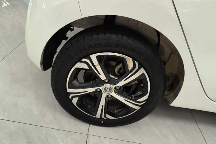 Used CHANGAN Benni E-Star 2022 Qingxin Edition Colorful Model Lithium Iron Phosphate Right Rear Wheel Hub