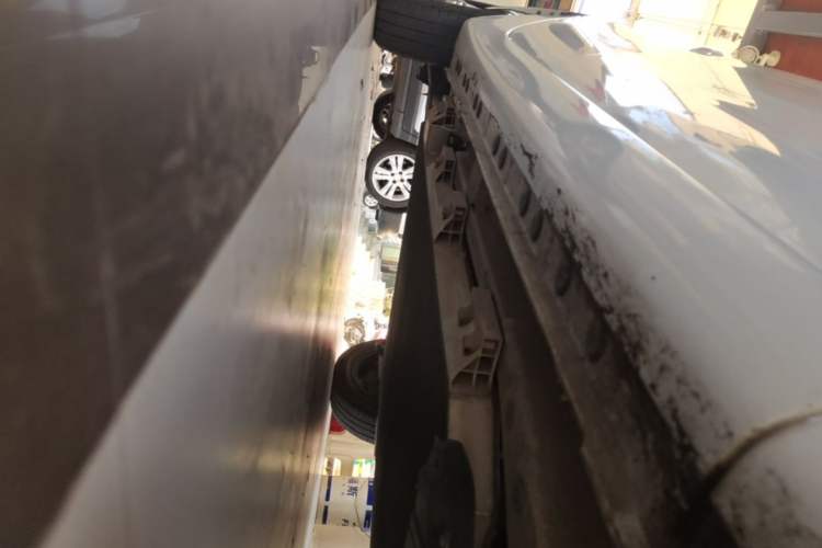 Used CHANGAN Benni E-Star 2022 Qingxin Edition Colorful Model Lithium Iron Phosphate Right Side Sill
