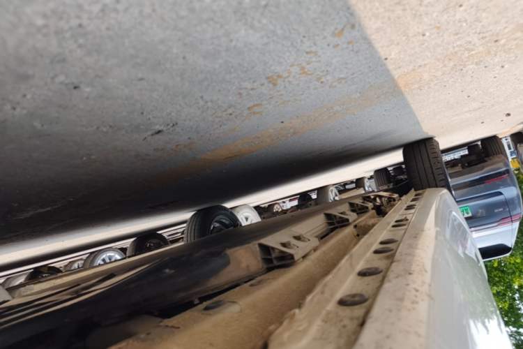 Used CHANGAN Benni E-Star 2022 National Edition Colorful Limited Edition (Fast-Charging Version) Lithium Iron Phosphate Right Side Sill