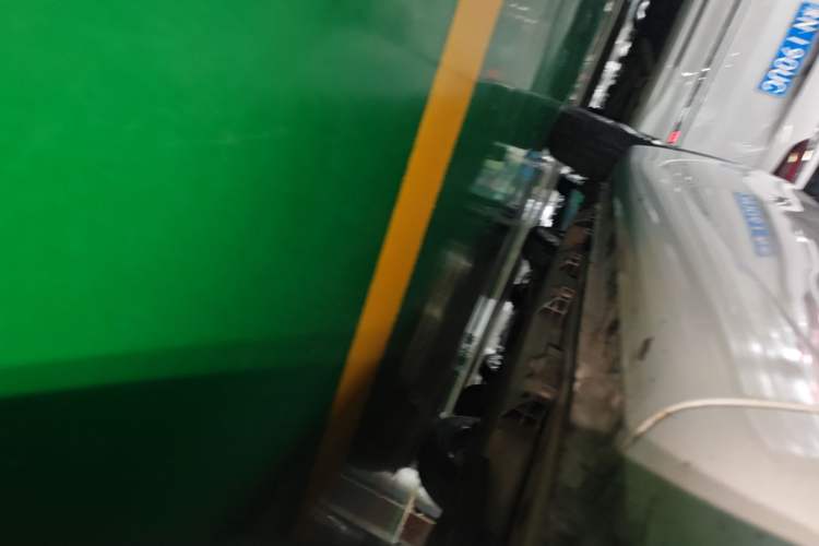Used CHANGAN Benni E-Star 2022 Qingxin Edition Colorful Model Lithium Iron Phosphate Right Side Sill