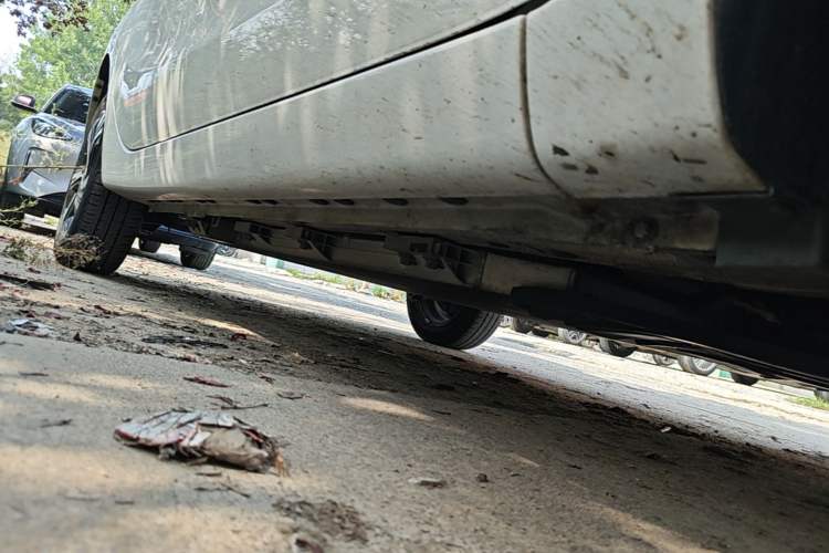 Used CHANGAN Benni E-Star 2022 Qingxin Edition Colorful Model Lithium Iron Phosphate Right Side Sill