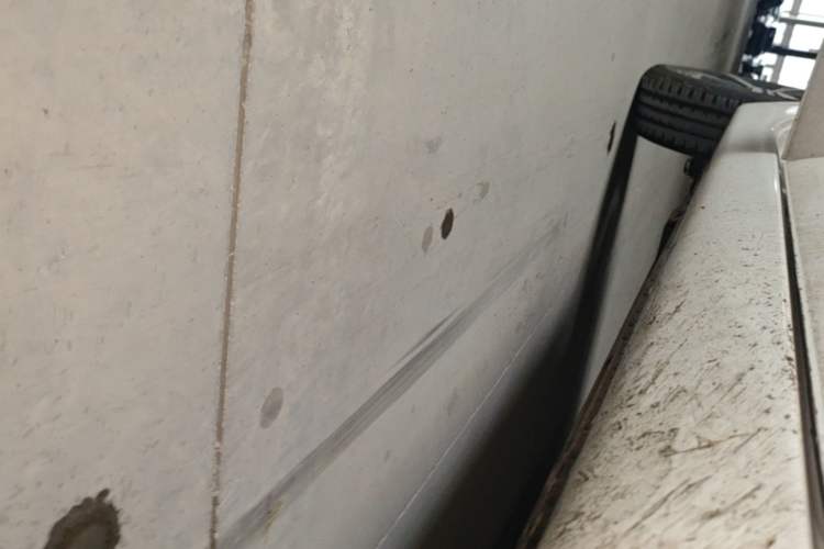 Used CHANGAN Benni E-Star 2022 Qingxin Edition Colorful Model Lithium Iron Phosphate Right Side Sill