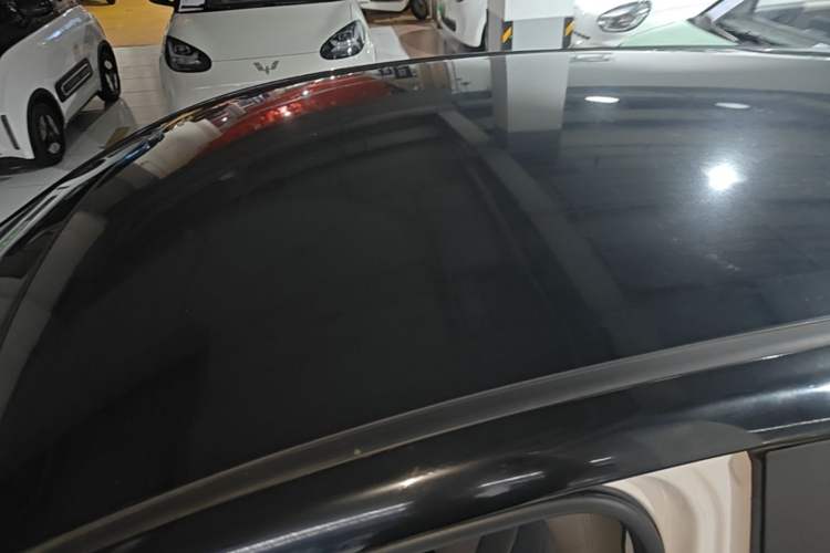 Used CHANGAN Benni E-Star 2022 Charming Edition Colorful Model Lithium Iron Phosphate Roof