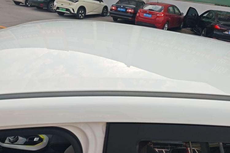 Used CHANGAN Benni E-Star 2022 Qingxin Edition Colorful Model Lithium-NMC Roof