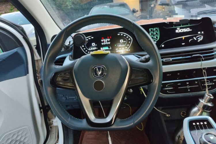 Used CHANGAN Benni E-Star 2022 Qingxin Edition Colorful Model Lithium Iron Phosphate Steering Wheel
