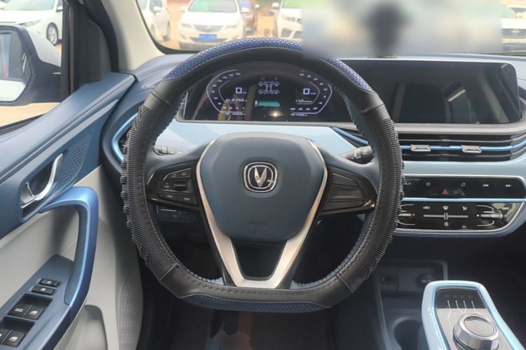Used CHANGAN Benni E-Star 2022 Qingxin Edition Colorful Model Lithium Iron Phosphate Steering Wheel