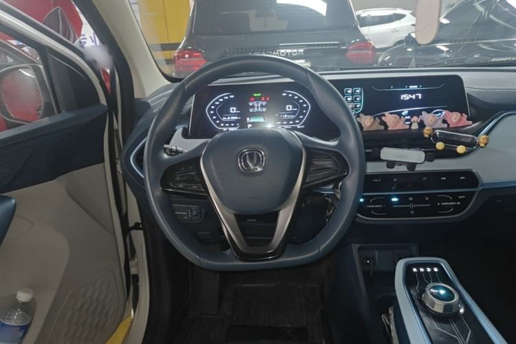 Used CHANGAN Benni E-Star 2022 Charming Edition Colorful Model Lithium-Ion Battery Steering Wheel