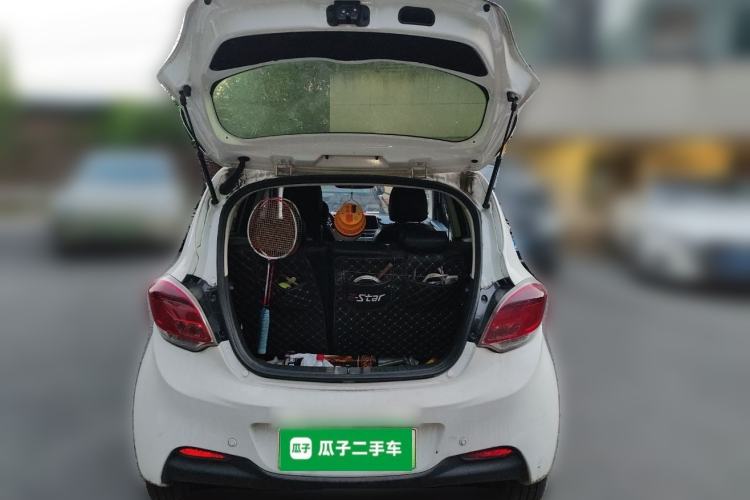 Used CHANGAN Benni E-Star 2022 Qingxin Edition Colorful Model Lithium Iron Phosphate Trunk