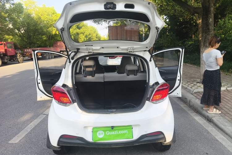 Used CHANGAN Benni E-Star 2022 Qingxin Edition Colorful Model Lithium Iron Phosphate Trunk