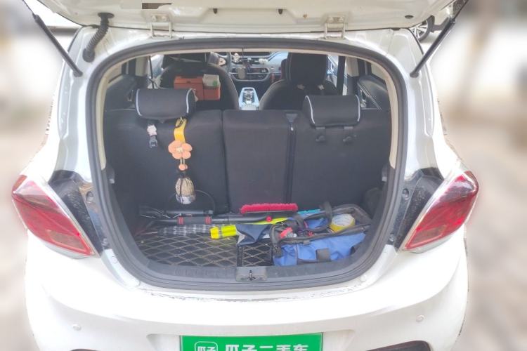 Used CHANGAN Benni E-Star 2022 Charming Edition Colorful Model Lithium Iron Phosphate Trunk