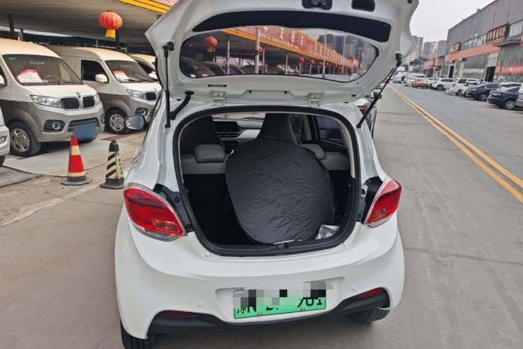 Used CHANGAN Benni E-Star 2022 Qingxin Edition Colorful Model Lithium-NMC Trunk