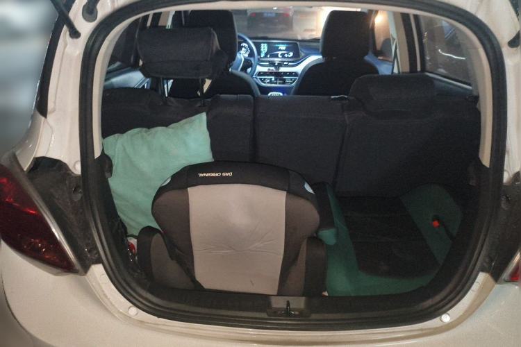 Used CHANGAN Benni E-Star 2022 Qingxin Edition Colorful Model Lithium Iron Phosphate Trunk