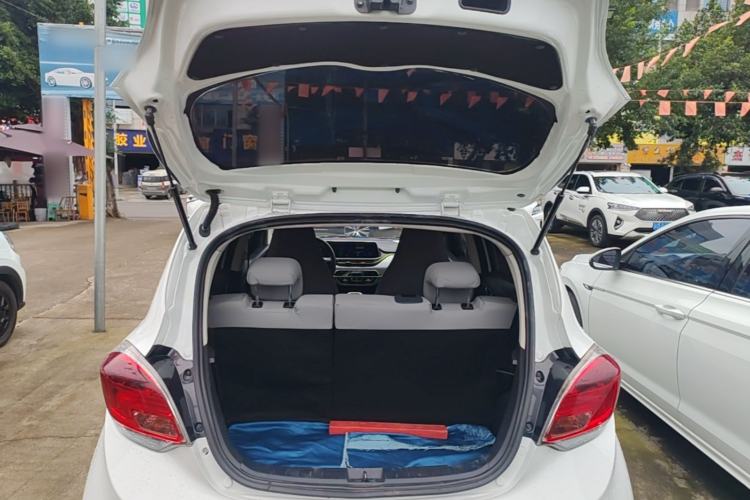 Used CHANGAN Benni E-Star 2022 Qingxin Edition Colorful Model Lithium Iron Phosphate Trunk