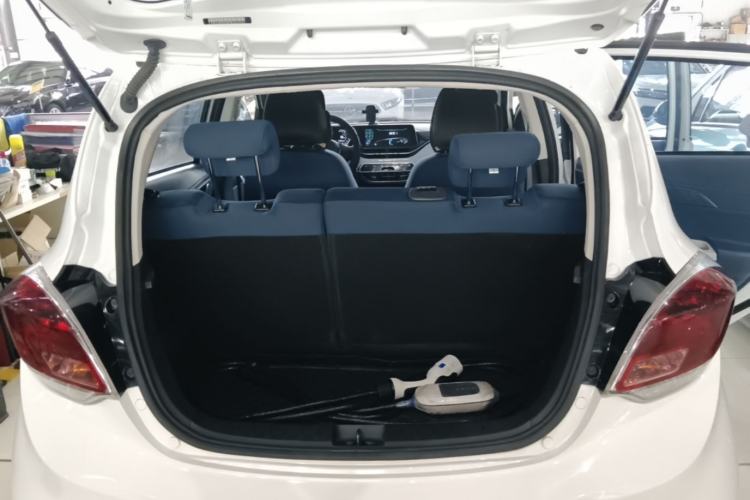 Used CHANGAN Benni E-Star 2022 Qingxin Edition Colorful Model Lithium Iron Phosphate Trunk