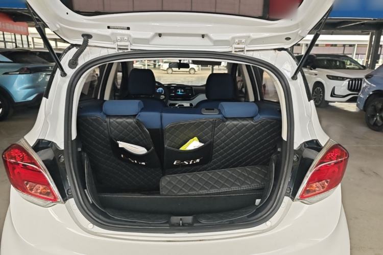 Used CHANGAN Benni E-Star 2022 Charming Edition Colorful Model Lithium Iron Phosphate Trunk