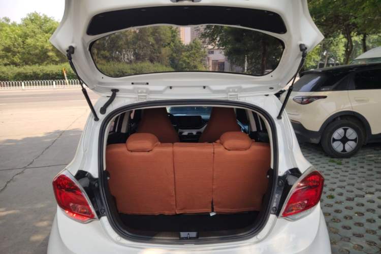 Used CHANGAN Benni E-Star 2022 Qingxin Edition Colorful Model Lithium Iron Phosphate Trunk