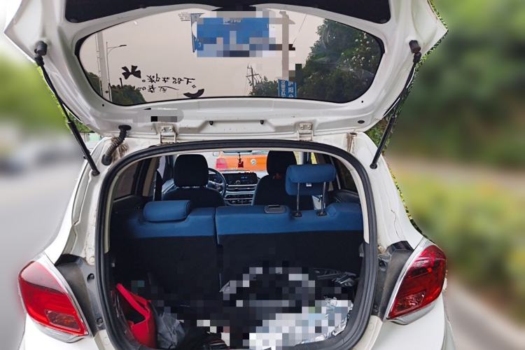 Used CHANGAN Benni E-Star 2022 Qingxin Edition Colorful Model Lithium-NMC Trunk