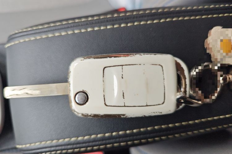 Used CHANGAN Benni E-Star 2022 Charming Edition Colorful Model Lithium Iron Phosphate Vehicle Key