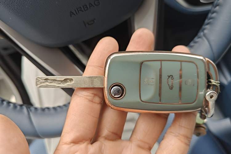 Used CHANGAN Benni E-Star 2022 Qingxin Edition Colorful Model Lithium-NMC Vehicle Key