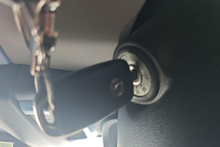 Used CHANGAN Benni E-Star 2022 National Edition Colorful Limited Edition (Fast-Charging Version) Lithium Iron Phosphate Vehicle Key