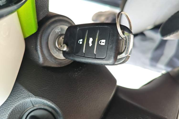 Used CHANGAN Benni E-Star 2022 Charming Edition Colorful Model Lithium-Ion Battery Vehicle Key