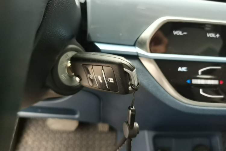 Used CHANGAN Benni E-Star 2022 Charming Edition Colorful Model Lithium Iron Phosphate Vehicle Key