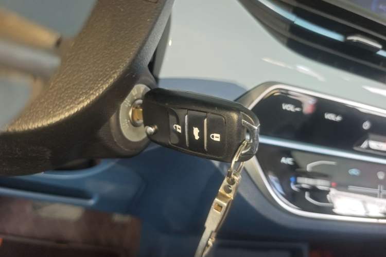 Used CHANGAN Benni E-Star 2022 Qingxin Edition Colorful Model Lithium Iron Phosphate Vehicle Key