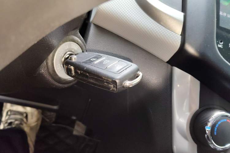 Used CHANGAN Benni E-Star 2022 National Edition Colorful Limited Edition (Fast-Charging Version) Lithium Iron Phosphate Vehicle Key