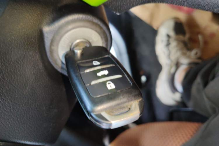 Used CHANGAN Benni E-Star 2022 Qingxin Edition Colorful Model Lithium Iron Phosphate Vehicle Key