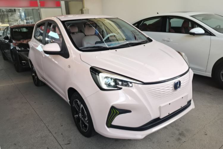 Used CHANGAN Benni E-Star 2023 Charming Edition Colorful Model Lithium-Ion Battery Front Right 45 Deg