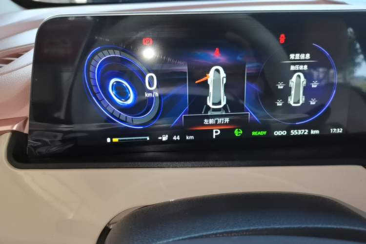 Used CHANGAN Benni E-Star 2023 Charming Edition Colorful Model Lithium-Ion Battery Instrument Cluster