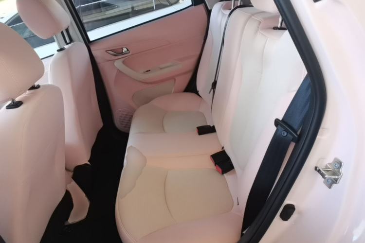 Used CHANGAN Benni E-Star 2023 Charming Edition Colorful Model Lithium-Ion Battery Left Rear Seat