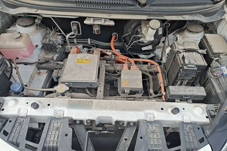 Used CHANGAN Benni E-Star 2023 Qingxin Edition Colorful Model Lithium-NMC Engine Bay