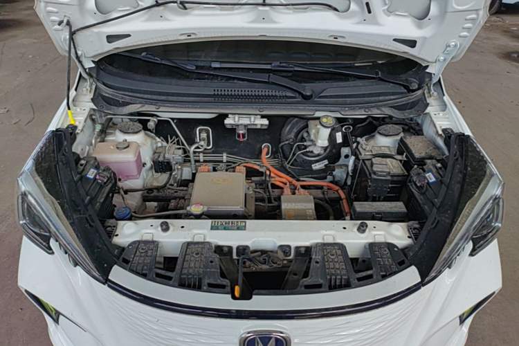 Used CHANGAN Benni E-Star 2023 Dynamic Edition Colorful Model Engine Bay