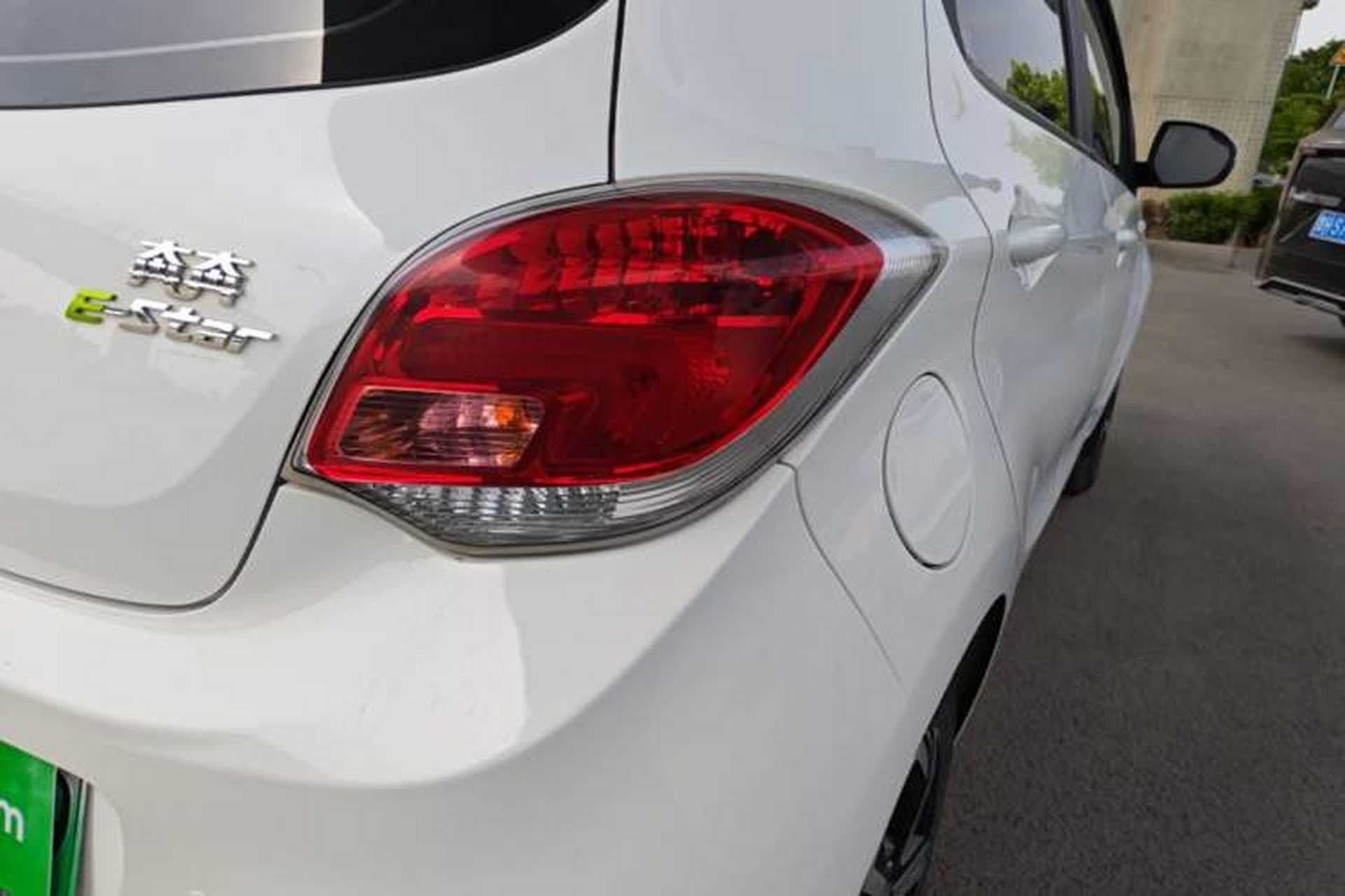 Used CHANGAN Benni E-Star 2023 Colorful Version Lithium Iron Phosphate Exterior 3