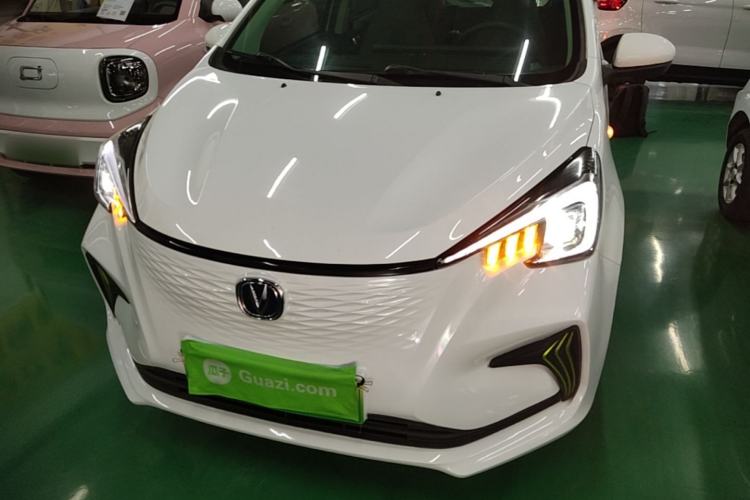 Used CHANGAN Benni E-Star 2023 Charming Edition Colorful Model Lithium-Ion Battery Front