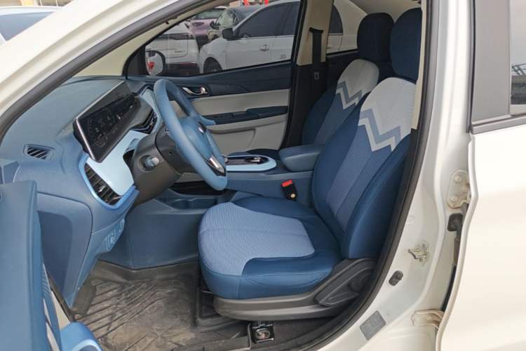 Used CHANGAN Benni E-Star 2023 Colorful Version Lithium Iron Phosphate Left Front Seat