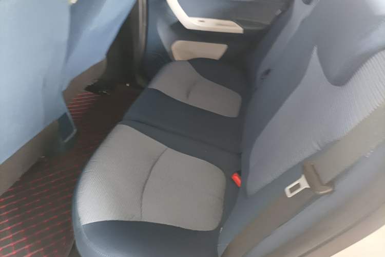 Used CHANGAN Benni E-Star 2023 Qingxin Edition Colorful Model Lithium-NMC Left Rear Seat