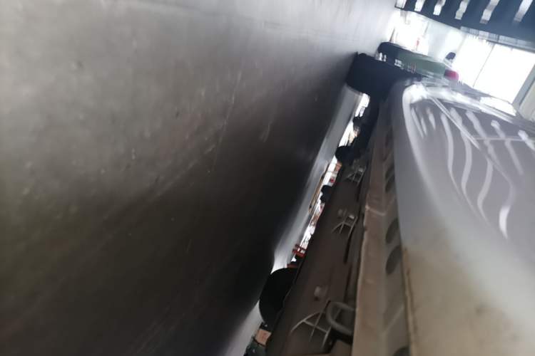 Used CHANGAN Benni E-Star 2023 Qingxin Edition Colorful Model Lithium-NMC Left Side Sill